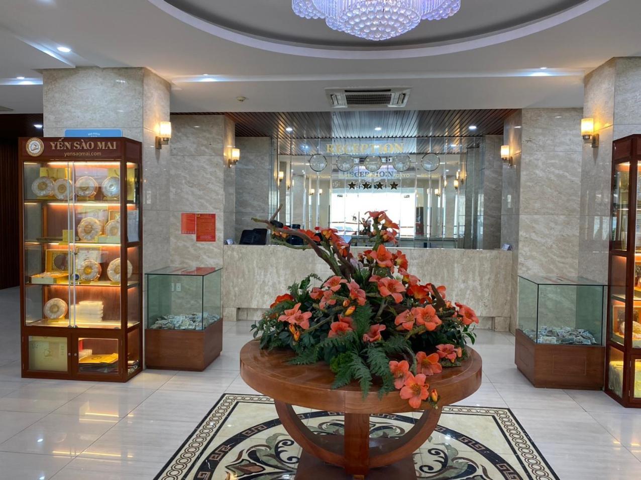 Nguyẽn Quyèn Khách sạn